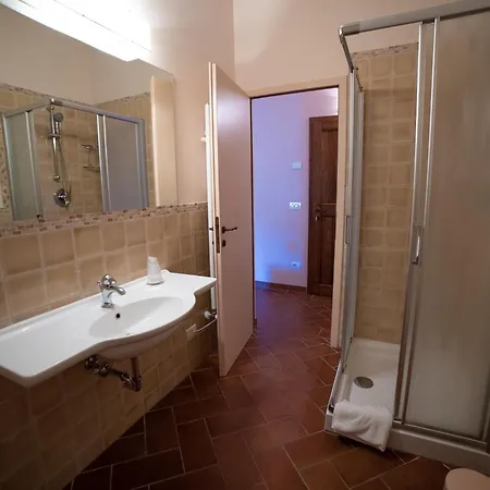 Cavarchino Bed & Breakfast 4*